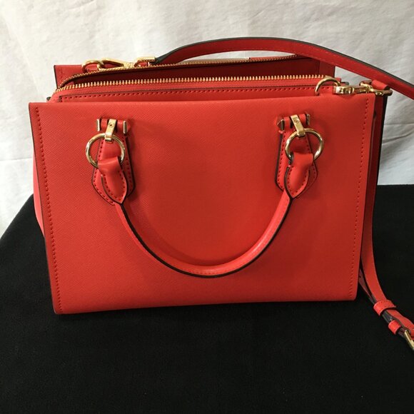 Michael Kors Marilyn Medium Satchel - Picture 2 of 4